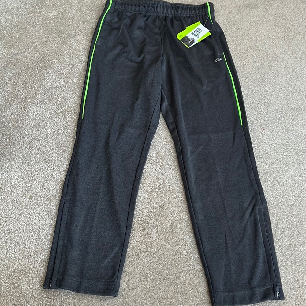 NWT Dick’s boys athletic pants size 10-12